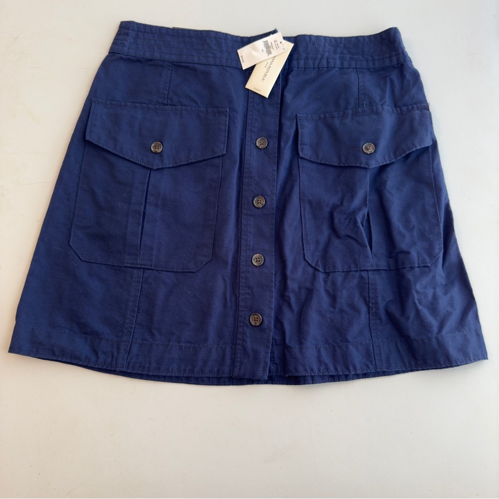 Banana Republic A-Line Skirt Women’s Size 10 Navy Blue Button Front Pockets -NWT